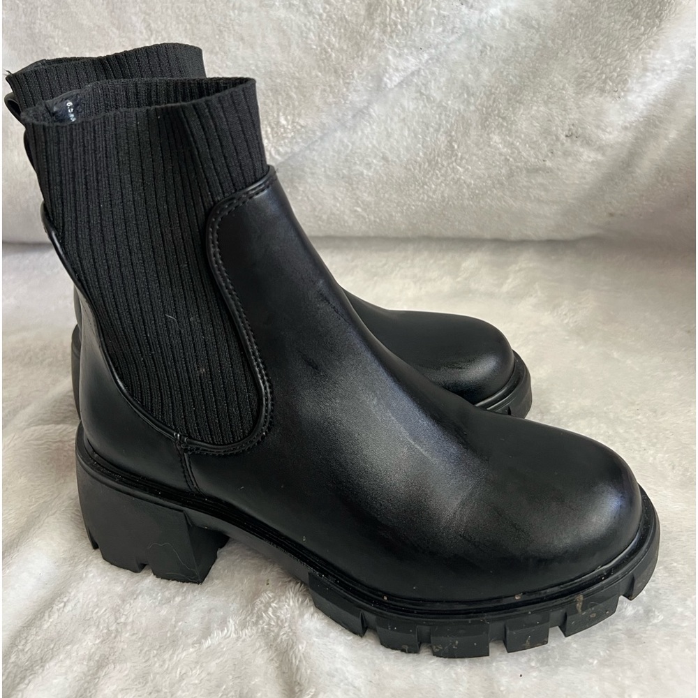 Steve Madden Black Booties